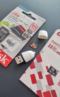 سه عددکارت حافظه sandisk و رم ریدر
