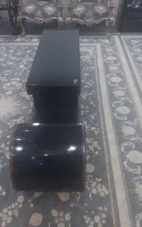 میز تلوزیون در حد نو