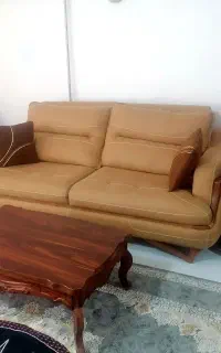 مبل و میز عسلی