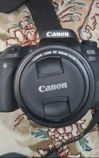 دوربین canon 77d
