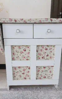 میز اتو یا میز خیاطی