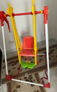 سرسره با تاب کودک