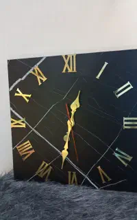 ساعت خیلی شیک به قیمت عمده