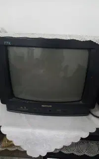 تلویزیون ۱۴ اینچ سالم شهاب