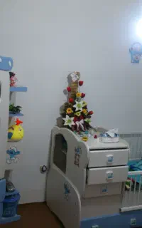 تخت و کمد