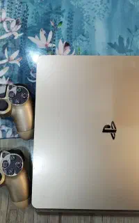 ps4 slim gold