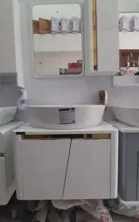 روشویی کابین دار با اینه وباکس