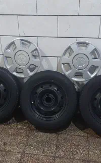 ۴عدد رینگ و لاستیک با قالپاق ۱۵