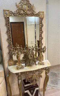 آینه و کنسول