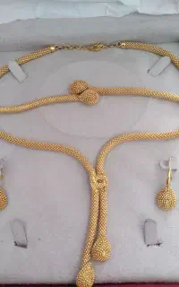 طلا و جواهرات