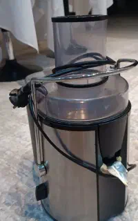 آبمیوه گیرنو