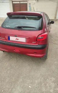 ۲۰۶ آلبالویی