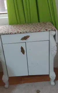 میز اتو و خیاطی