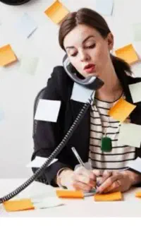 استخدام کارشناس فروش خانم