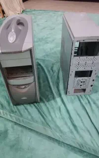 دو عدد پوکه ی کیس