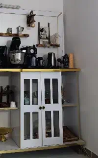 یک عدد میز کافی بار