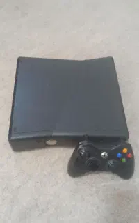 Xbox 360 اسلیم 512 درحد نو