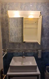 آینه دستشویی