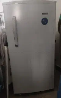 پخچال استکول ۹ فوت