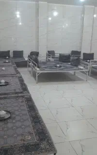 قلیان و تخت