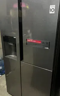 یخچال نو داخل کارتن