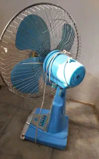 پنکه رو میزی