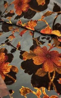 پارچه حریر گلدار مخمل اجری زرشکی
