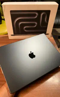 مک بوک m3 pro 16 inch Ram 12