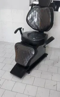 یک صندلی نو نو  17۰۰۰۰۰۰