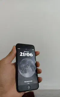 ایفون se 2020