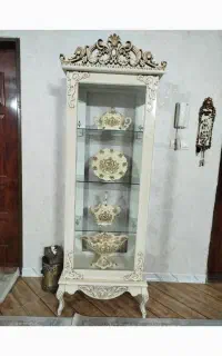 بوفه (گنجه) و آینه قدی