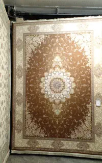 فرش ۷۰۰ شانه درجه یک
