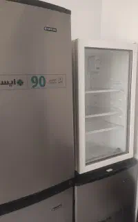 تعدادی یخچال و فریزر