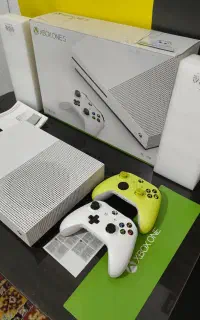 Xbox one s 1tra derive/دو دسته/پلمپ