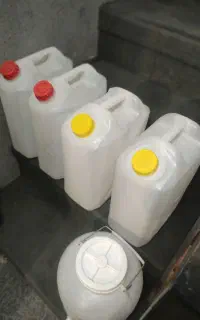ظرف آب