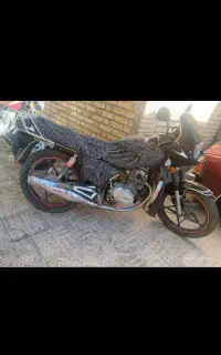 موتور سیکلت پیشرو
