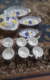 بستنی خوری و ظروف
