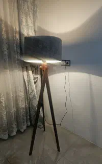آباژور ایستاده چوبی