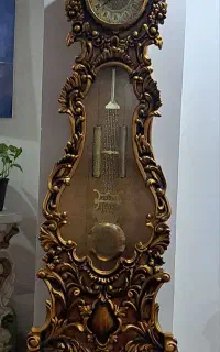 ساعت ایستاده و آینه کنسول
