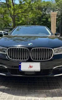 بی ام و 740i
