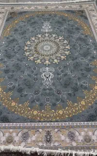 سه فرش ۹ متری ۷۰۰ شونه کاملا نو