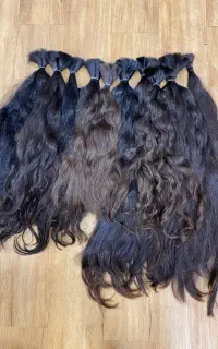 خریدار مو طبیعی و رنگی