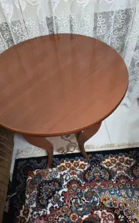 میز کنارسالنی