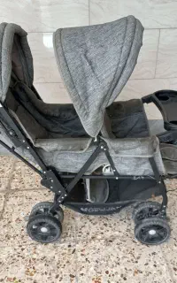 کالسکه دو قلو
