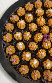 حلوا سنتی آرد گندم و سه آرد