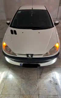 ۲۰۶ صندوق دار سفید مدل ۹۵