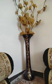 گل و گلدان