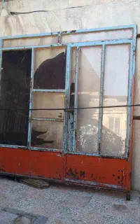 در اهنی