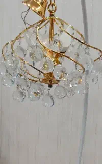 لوستر درحدود