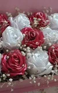 گل ربانی +باکس گل +هدیه ولنتاین کادو تولد